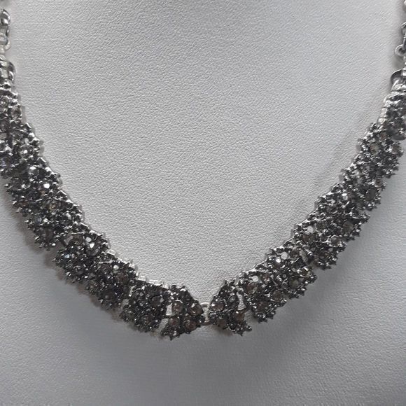 Crystal Embellished Stretch Headband - Picture 2 of 3